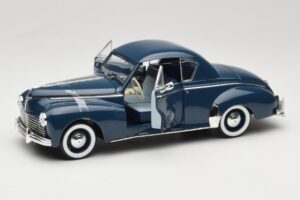 Peugeot 302 Coupe Sinine Solido 1:18 8168 Metall - pilt 2/8