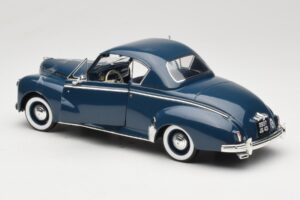 Peugeot 302 Coupe Sinine Solido 1:18 8168 Metall - pilt 5/8