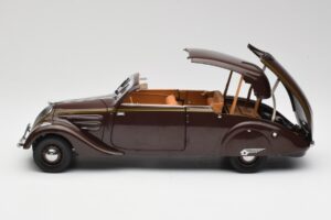Peugeot 402 Eclipse Šokolaad Norev 1:18 184873 Metall - pilt 6/12