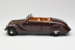 Peugeot 402 Eclipse Šokolaad Norev 1:18 184873 Metall - pilt 7/12