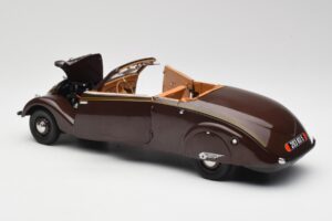 Peugeot 402 Eclipse Šokolaad Norev 1:18 184873 Metall - pilt 8/12