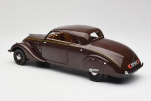 Peugeot 402 Eclipse Šokolaad Norev 1:18 184873 Metall - pilt 10/12