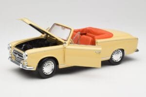Peugeot 403 Kabriolett Liivakolane Solido 1:18 8165 Metall - pilt 2/8