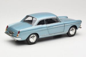 Peugeot 404 Coupe Sinine Norev 1:18 184745 Metall - pilt 3/8