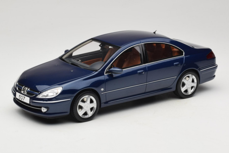 Peugeot 607 Phase II 3.0 V6 Sinine Otto 1:18 OT485 Vaik