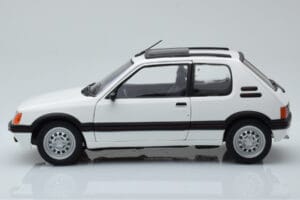 Peugeot 205 GTi 1.6 Valge Norev 1:18 184849 Metall - pilt 4/8
