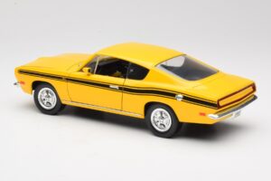 Plymouth Barracuda Kollane Road Legends 1:18 92178 Metall - pilt 7/8