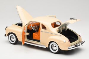 Plymouth Coupe Beež Road Signature 1:18 92398 Metall - pilt 5/8