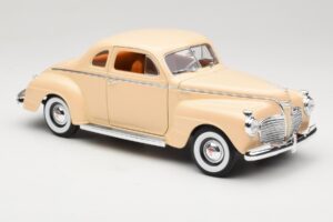 Plymouth Coupe Beež Road Signature 1:18 92398 Metall - pilt 6/8