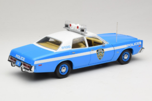 Plymouth Fury Police Pursuit New York Police Department GreenLight 1:18 19043 Metall - pilt 3/8