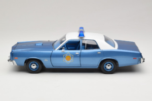 Plymouth Fury Police Pursuit Smokey and the Bandit GreenLight 1:18 19044 Metall - pilt 4/8