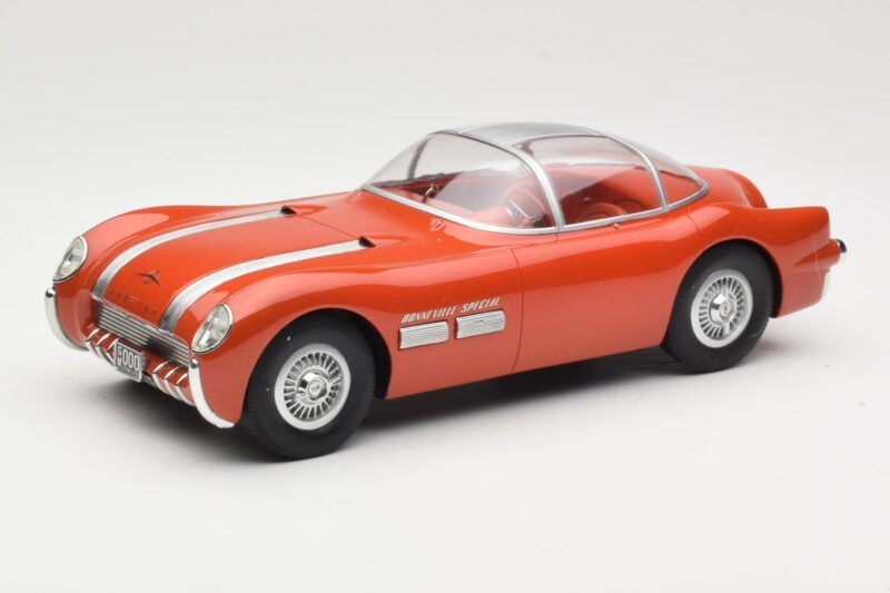 Pontiac Bonneville Special Punane BoS Models 1:18 BOS082 Vaik