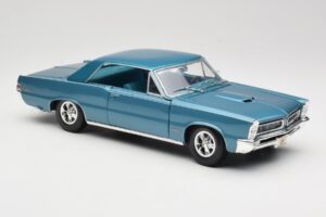 Pontiac GTO Hurst Edition Sinine Maisto 1:18 531885 Metall - pilt 6/8