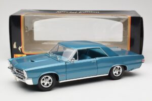 Pontiac GTO Hurst Edition Sinine Maisto 1:18 531885 Metall - pilt 8/8