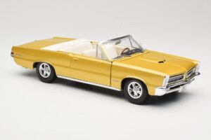 Pontiac GTO Hurst Edition Kuldne Maisto 1:18 531884 Metall - pilt 6/8