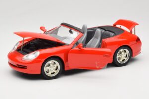 Porsche 911 996 Kabriolett Punane Mira 1:18 06930 Metall - pilt 2/8