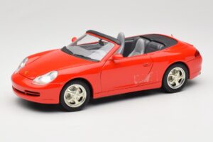 Porsche 911 996 Kabriolett Punane Mira 1:18 6930 Metall