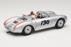 Porsche 550 A Spyder Little Bastard James Dean Schuco 1:18 450033200 Metall - pilt 3/8