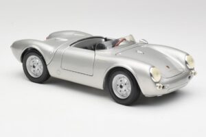 Porsche 550 A Spyder Hõbe Maisto 1:18 50314 Metall - pilt 6/8
