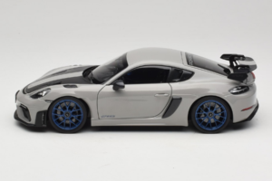 Porsche 718 Cayman 982 GT4 RS Weissach Package Chalk Norev 1:18 187253 Metall - pilt 4/8