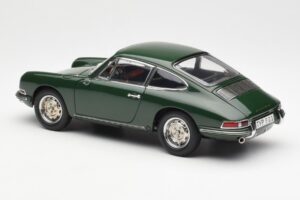 Porsche 901 Roheline CMC 1:18 M-067B Metall - pilt 5/6