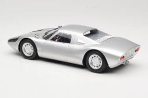 Porsche 904 GTS Norev 1:18 187440 Metall - pilt 5/6