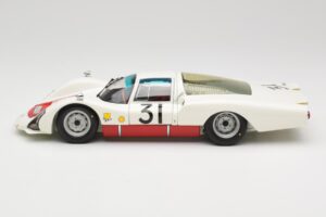 Porsche 906 LH #31 H. Herrmann / H. Linge Porsche System Engineering 24 Hours of Le Mans 1966 Minichamps 1:18 100666131 Metal - pilt 4/8
