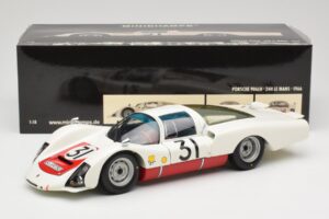 Porsche 906 LH #31 H. Herrmann / H. Linge Porsche System Engineering 24 Hours of Le Mans 1966 Minichamps 1:18 100666131 Metal - pilt 8/8