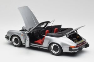 Porsche 911 930 Carrera 3.2 Kabriolett Hall Metallic Minichamps 1:18 100063034 Metall - pilt 5/8
