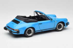 Porsche 911 930 Carrera Kabriolett Sinine Minichamps 1:18 100063032 Metall - pilt 3/8