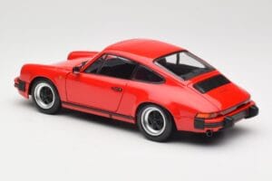 Porsche 911 930 Carrera 3.2 Guards Red Minichamps 1:18 100063021 Metall - pilt 7/8