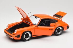 Porsche 911 930 Carrera 3.2 Signal Orange Minichamps 1:18 100063025 Metall - pilt 2/8