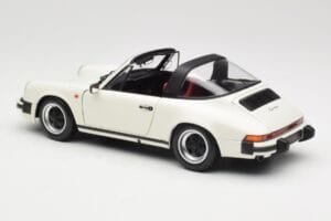 Porsche 911 930 Carrera Targa 3.2 Grand Prix White Minichamps 1:18 100063062 Metall - pilt 7/8