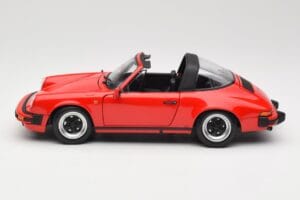 Porsche 911 930 Carrera Targa 3.2 Guards Red Minichamps 1:18 100063061 Metall - pilt 5/9