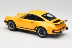 Porsche 911 930 Turbo 3.0 Kollane Norev 1:18 187579 Metall - pilt 7/8