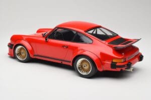 Porsche 911 934 RSR Punane 1976 Minichamps 1:12 125766400 Metall - pilt 5/6