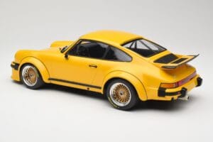 Porsche 911 934 RSR Kollane 1976 Minichamps 1:12 125766401 Metall - pilt 5/6