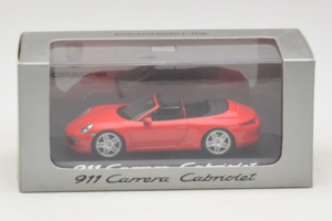 Porsche 911 991 Carrera Kabriolett Punane Minichamps 1:43 WAP0200120C Metall - pilt 4/4