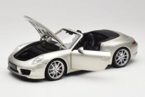 Porsche 911 991 Carrera S Kabriolett GT Hõbedane Metallik Minichamps 1:18 100061030 Metall - pilt 2/8