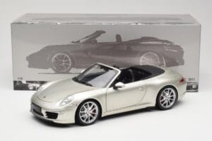 Porsche 911 991 Carrera S Kabriolett GT Hõbedane Metallik Minichamps 1:18 100061030 Metall - pilt 8/8