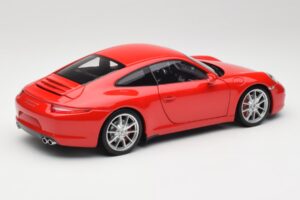 Porsche 911 991 Carrera S Guards Punane Minichamps 1:18 100061020 Metall - pilt 3/8