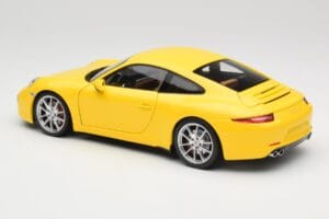 Porsche 911 991 Carrera S Racing Yellow Minichamps 1:18 100061021 Metall - pilt 7/8