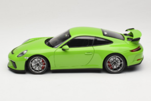 Porsche 911 991 GT3 Roheline Shmee150 Minichamps 1:18 110067025 Metall - pilt 4/8