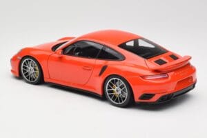 Porsche 911 991 Turbo S Lava Orange Minichamps 1:18 110067120 Metall - pilt 7/8