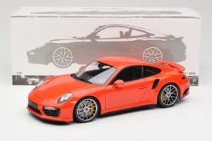 Porsche 911 991 Turbo S Lava Orange Minichamps 1:18 110067120 Metall - pilt 8/8