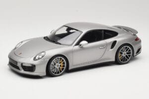 Porsche 911 991 Turbo S Hõbedane Minichamps 1:18 113067126 Metall