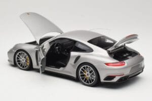 Porsche 911 991 Turbo S Hõbedane Minichamps 1:18 113067126 Metall - pilt 5/8