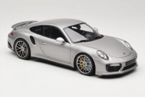 Porsche 911 991 Turbo S Hõbedane Minichamps 1:18 113067126 Metall - pilt 6/8