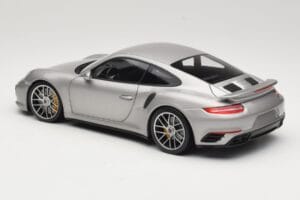 Porsche 911 991 Turbo S Hõbedane Minichamps 1:18 113067126 Metall - pilt 7/8