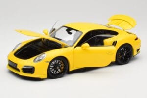 Porsche 911 991 Turbo S Kollane Mustade Velgedega Minichamps 1:18 110062321 Metall - pilt 2/8